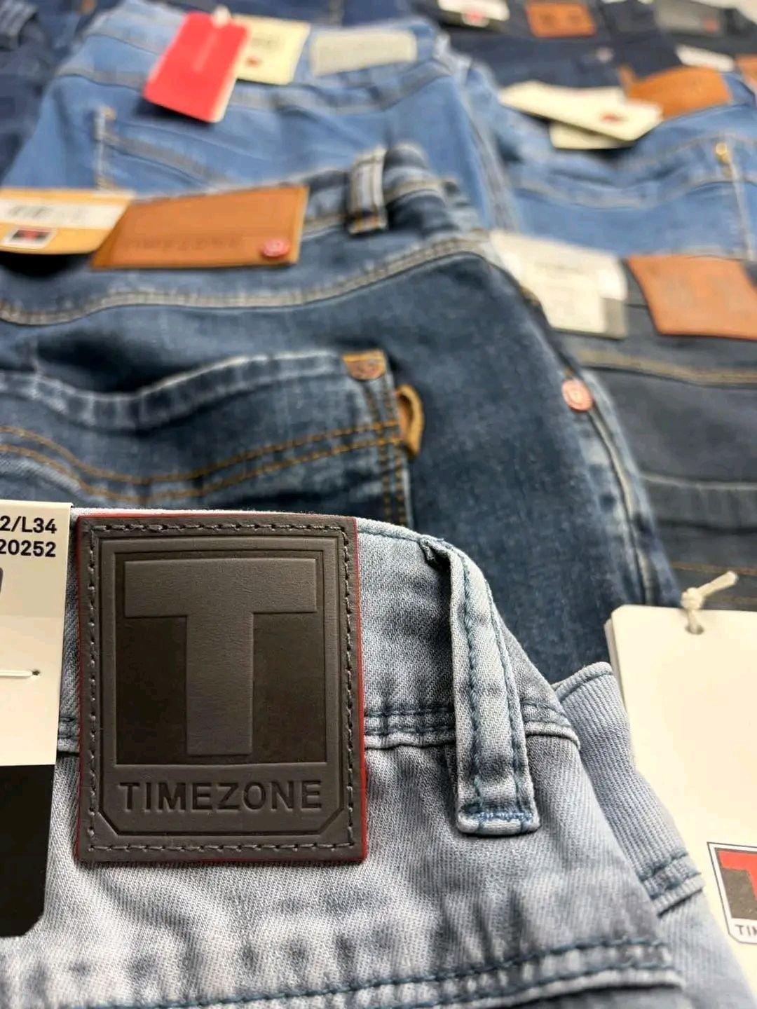 Timezone Jeans Pallets - Image 3