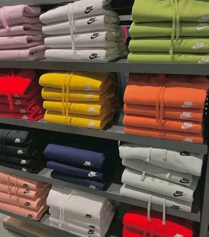 Nike apparel Wholesale Pallets - Image 4
