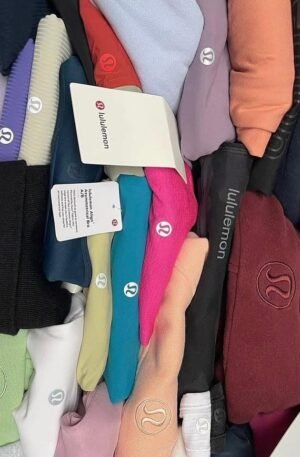 Lulus clothes pallets wholesale