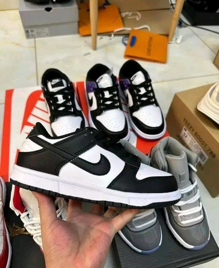 Mixed sneakers shoes liquidation pallets wholesale - Image 6