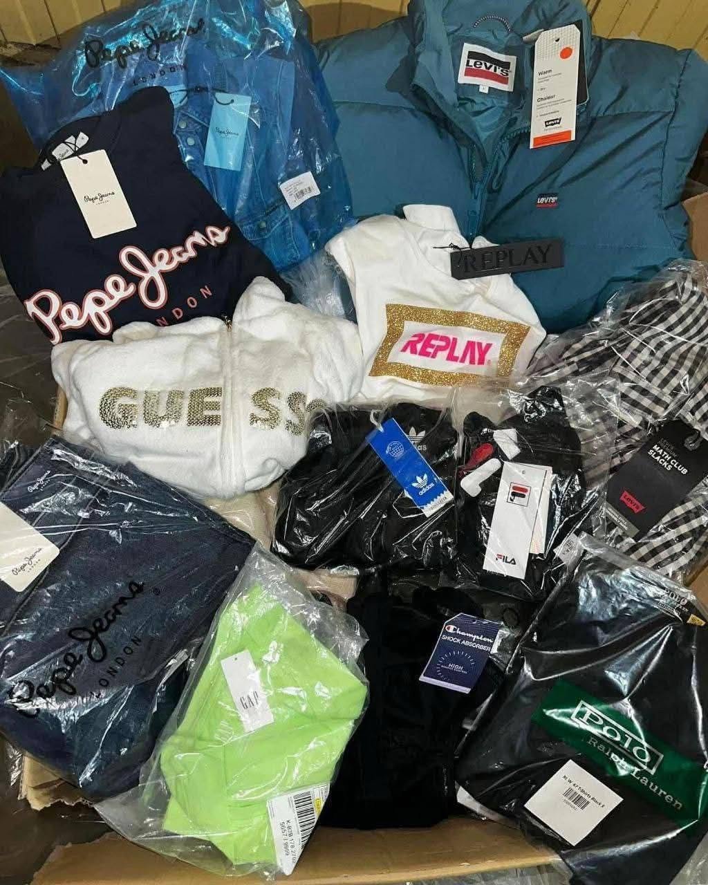 Clothing overstock pallets for sale - Image 3