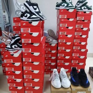 Mixed sneakers shoes liquidation pallets wholesale